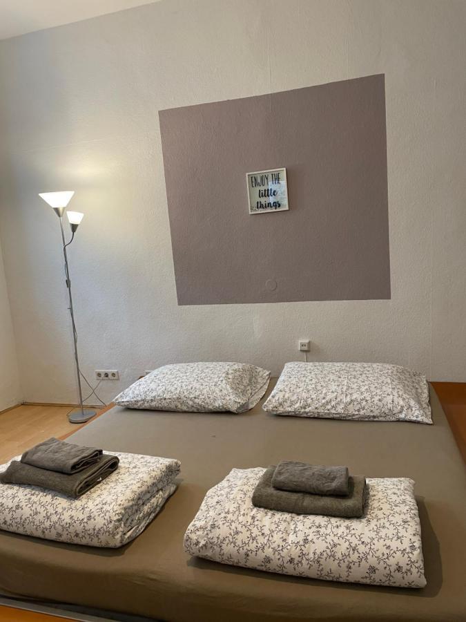 Schloss Belvedere Private Rooms Виена Екстериор снимка